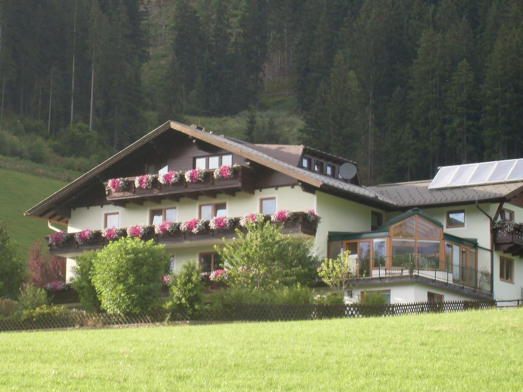Gaestehaus Huber Fruehstueckspension Schladming Esterno foto